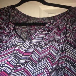Daisy Fuentes light blouse
